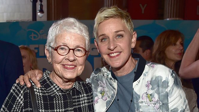 Ellen DeGeneres: Το πρωτότυπο δώρο που έκανε στη μητέρα της για τα 90ά γενέθλιά της