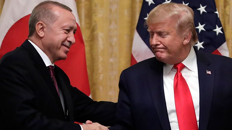 Τραμπ και Ερντογάν συζήτησαν για τη Λιβύη και τη Συρία