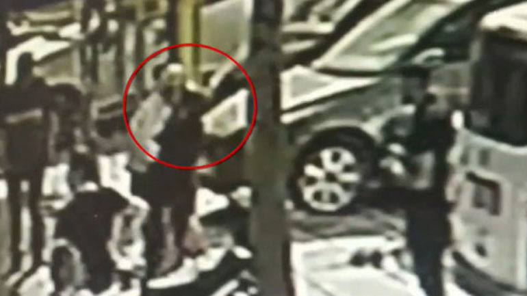 Επίθεση με βιτριόλι: Τα νέα στοιχεία που εξετάζει η αστυνομία για την 34χρονη