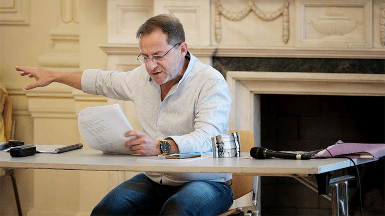 Πρώτη ανάγνωση για τους «Πέρσες» από το Εθνικό Θέατρο παρουσία του Πρωθυπουργού