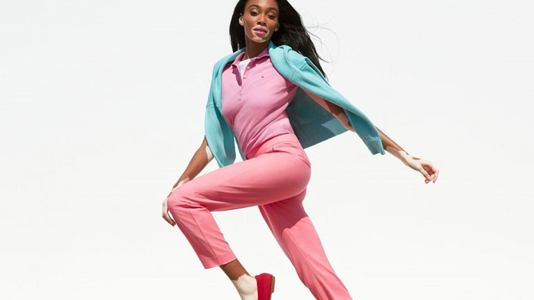 Η νέα πολύχρωμη συλλογή του Tommy Hilfiger που θα σας φτιάξει τη διάθεση