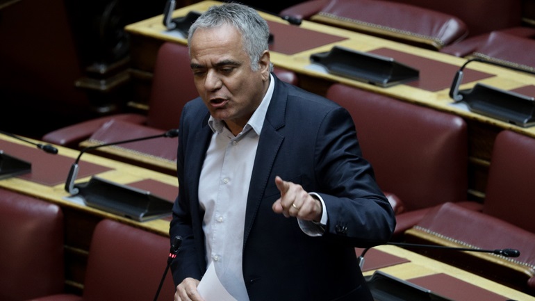 «Εργαζόμενοι και μικρομεσαίοι “φτερά στον άνεμο” της ύφεσης»