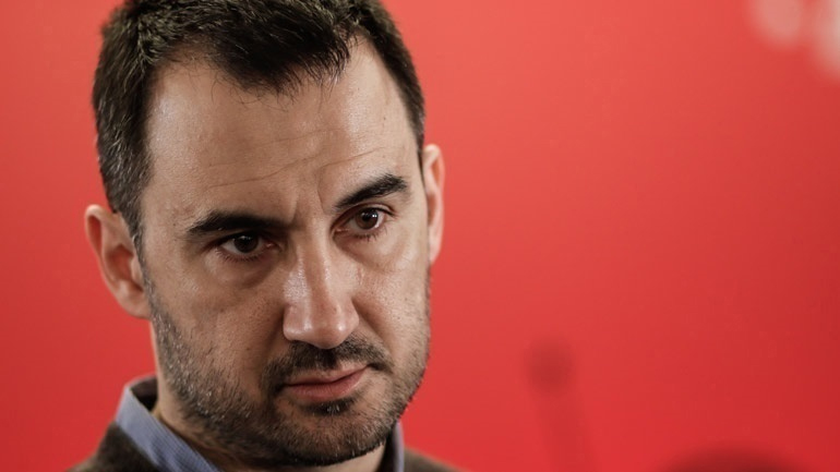 Χαρίτσης: Το «Μένουμε Όρθιοι 2» αντίβαρο στην «ανοσία της αγέλης» της κυβέρνησης