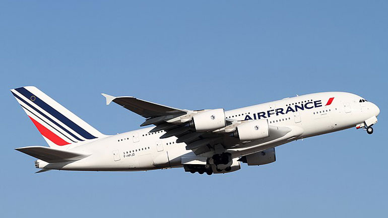  Η Air France πρέπει να μειώσει τις πτήσεις εσωτερικού για να λάβει κρατική βοήθεια