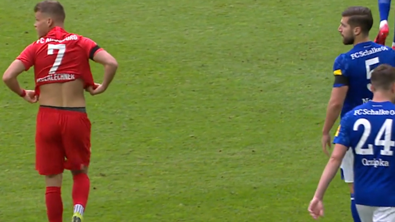 Προσπάθησε να τον μαρκάρει και τον… έγδυσε!