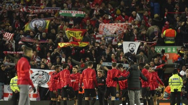 «Τουλάχιστον 41 νεκροί από τον κορωνοϊό λόγω του Λίβερπουλ-Ατλέτικο Μαδρίτης»