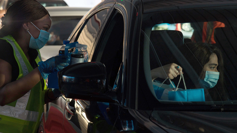 Κορωνοϊός: Ένας νέος θάνατος και 781 νέα κρούσματα στα  Ηνωμένα Αραβικά Εμιράτα