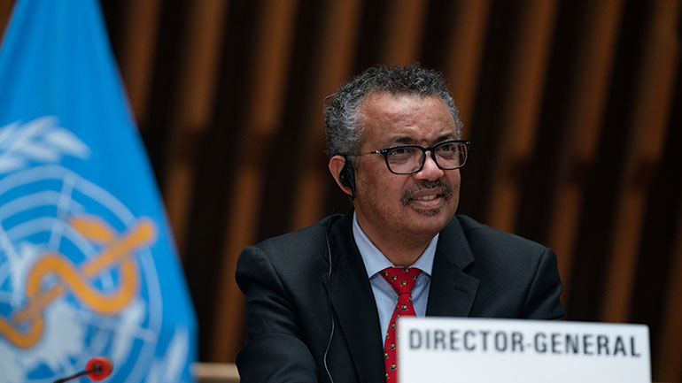 Ο ΠΟΥ προειδοποιεί για μια «άμεση δεύτερη κορύφωση» σε περιοχές που η πανδημία υποχωρεί