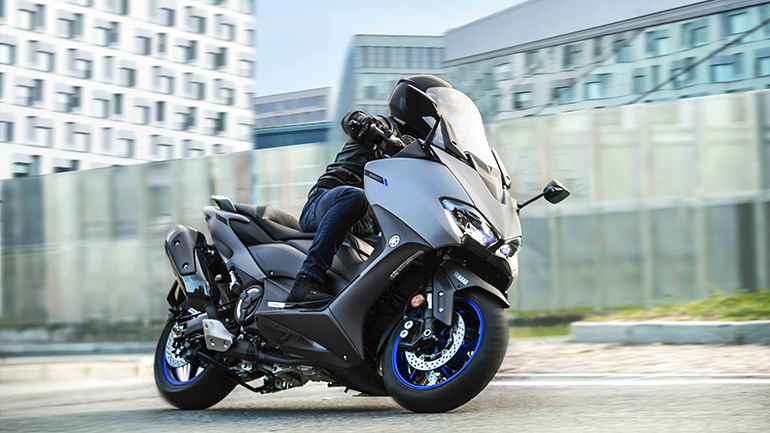 Yamaha TMAX 560: Πρώτες εντυπώσεις 