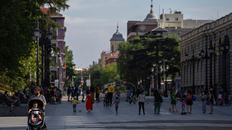 Ισπανία: Η Μαδρίτη ζητεί κοινούς κανόνες της Ευρωπαϊκής Ένωσης για το άνοιγμα των συνόρων