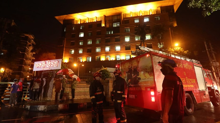 Μπανγκλαντές: Πέντε ασθενείς  με κορωνοϊό πέθαναν από πυρκαγιά σε νοσοκομείο στην πρωτεύουσα Ντάκα