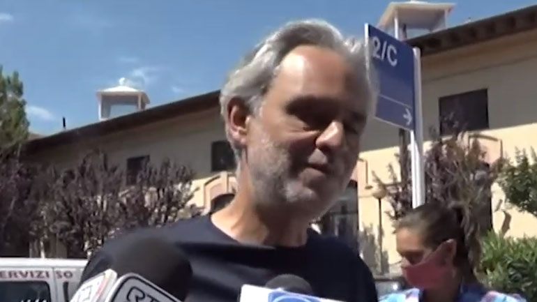 Δωρητής πλάσματος ο τενόρος Αντρέα Μποτσέλι