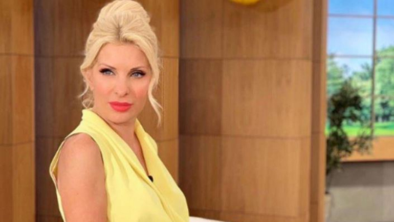 Ελένη Μενεγάκη: «Εκμεταλλευτείτε με μέχρι να φύγω»