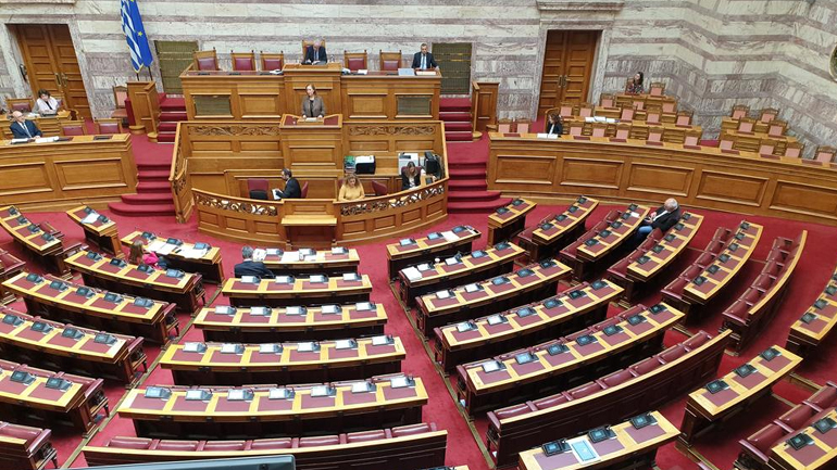 Βουλή: Ολοκληρώθηκε Α΄ ανάγνωση το νομοσχέδιο για τον εκσυγχρονισμό του αγροτικού τομέα