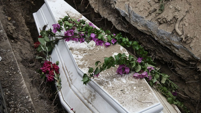 Αλαλούμ στη Ρόδο με νεκρό που τον «έθαψαν», αλλά… βρέθηκε ζωντανός