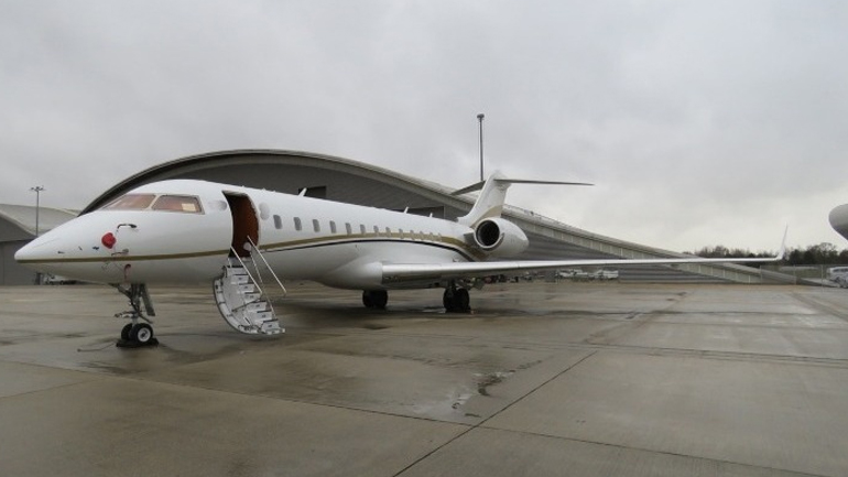 Αυξάνεται η ζήτηση σε ιδιωτικά τζετ καθώς οι πλούσιοι Ρώσοι περνούν το lockdown στη Δύση