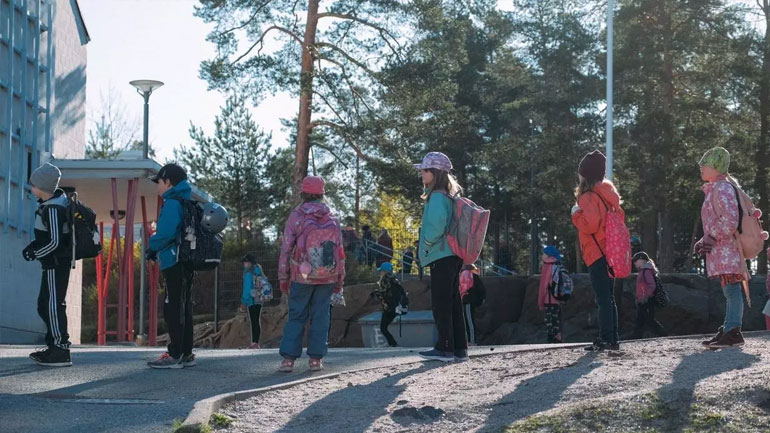 Φινλανδία: Δεν προέκυψαν στοιχεία ότι η επαναλειτουργία των σχολείων στη χώρα επέφερε ταχύτερη διάδοση του κορωνοϊού