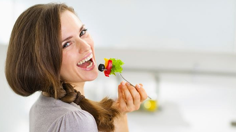 10 σημαντικές θρεπτικές ουσίες που χρειάζεται κάθε γυναίκα