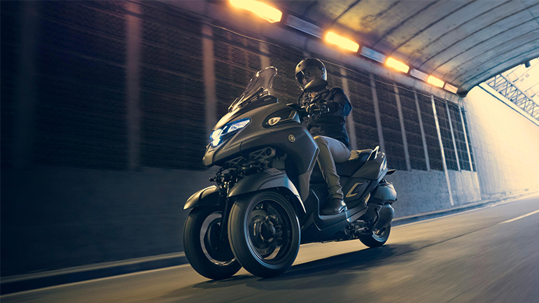 Yamaha Tricity 300: Τρεις τροχοί για τα τρία διαπασών 