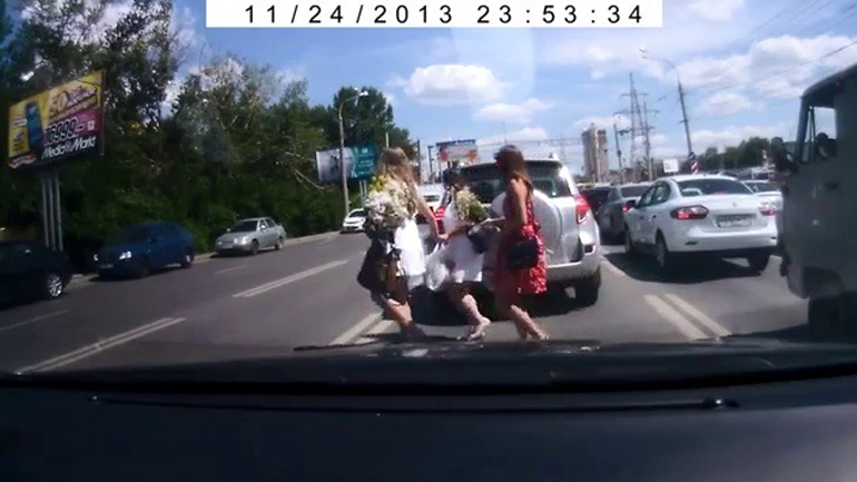 Ένας υπερβολικά ευγενικός αυτοκινητιστής