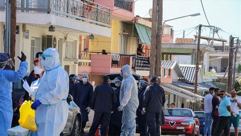 Άλλα πέντε νέα κρούσματα κορωνοϊού στον οικισμό των Ρομά στη Λάρισα