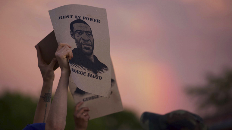 ΗΠΑ: Οι υποθέσεις αστυνομικής βίας σπανίως οδηγούν σε ποινικές κυρώσεις για τους δράστες