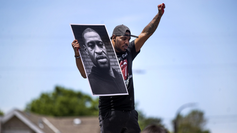 Δολοφονία Τζορτζ Φλόιντ: Απαγόρευση κυκλοφορίας στη Μινεάπολη