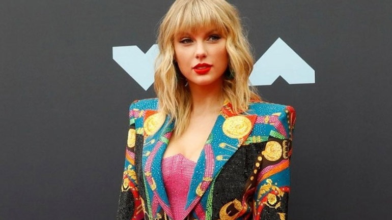 Εξοργισμένη με τον Τραμπ η Τέιλορ Σουίφτ