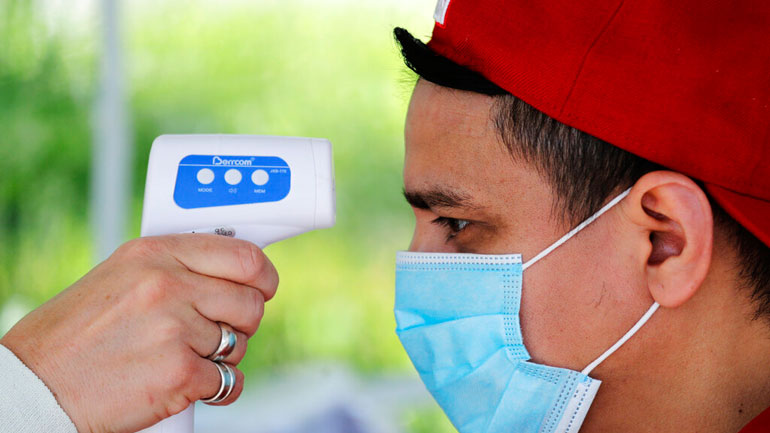 ΗΠΑ: 1.074 επί πλέον θάνατοι – 18.123 νέα κρούσματα