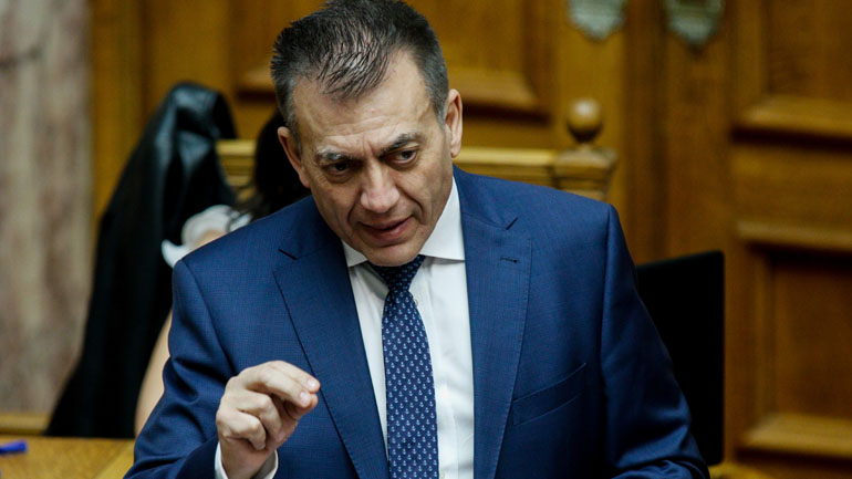 Βρούτσης: Κανένας δεν θα πέσει κάτω από τον κατώτατο μισθό