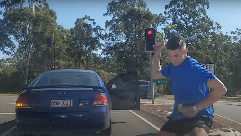 Ένας πολύ επιθετικός συνοδηγός