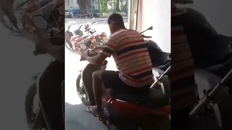 Να δοκιμάσω το σκούτερ;