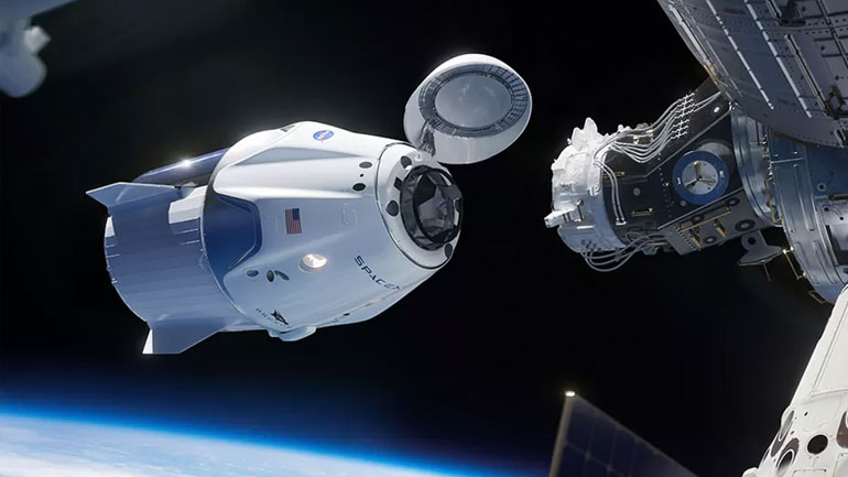 SpaceX: Οι αστροναύτες της NASA έφθασαν στον Διεθνή Διαστημικό Σταθμό