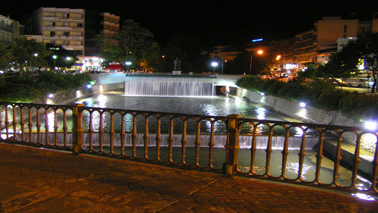 Εντυπωσιακές αλλαγές δρομολογούνται στις κεντρικές πλατείες των Τρικάλων