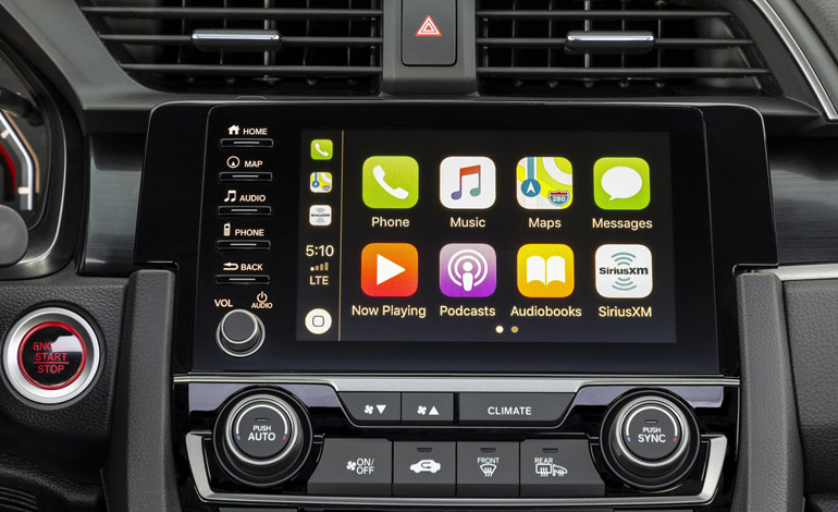 Διαθέτει όλες τις σύγχρονες λειτουργίες συνδεσιμότητας και τις εφαρμογές