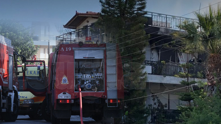 Νεκρή από πυρκαγιά στη Βούλα