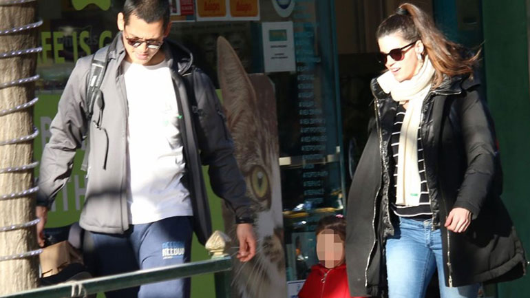 Η αντίδραση του Σωτήρη Κοντιζά όταν ρωτήθηκε για την τρίτη εγκυμοσύνη της συζύγου του