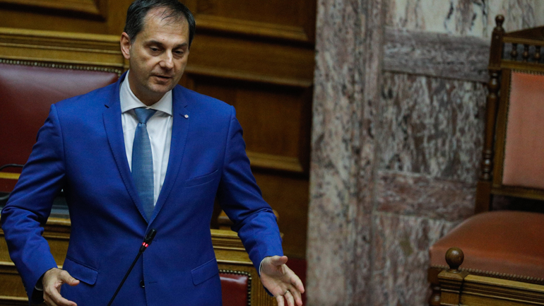 ΣΥΡΙΖΑ: «Μπάχαλο στον τουρισμό-Ο Μητσοτάκης να στείλει σπίτι του τον Θεοχάρη»