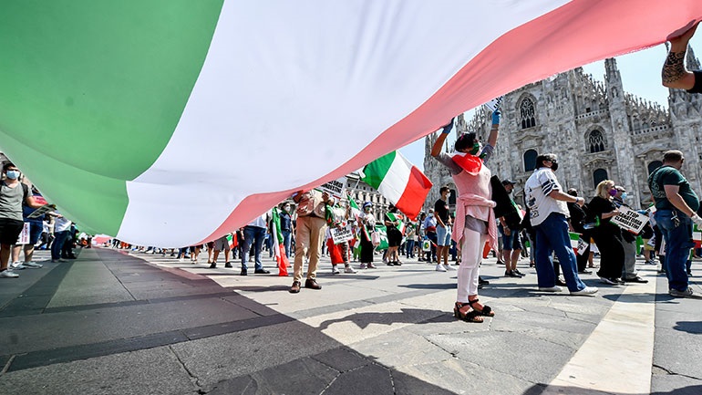 Ιταλία: Η χώρα επιτρέπει από σήμερα την ελεύθερη μετακίνηση των πολιτών