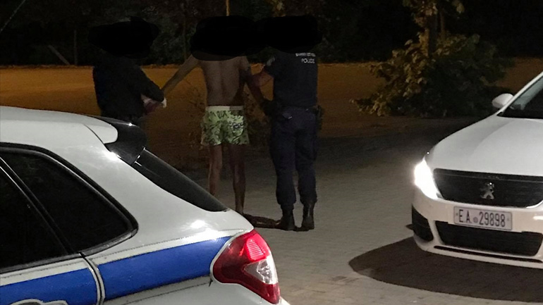 Κοζάνη: Πρόσφυγες πέταξαν πέτρες σε διερχόμενο αυτοκίνητο στην Αιανή