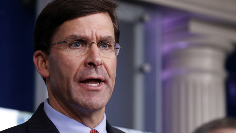 Ο Τραμπ σχεδιάζει καρατόμηση του υπ. Άμυνας επιμένουν οι φήμες