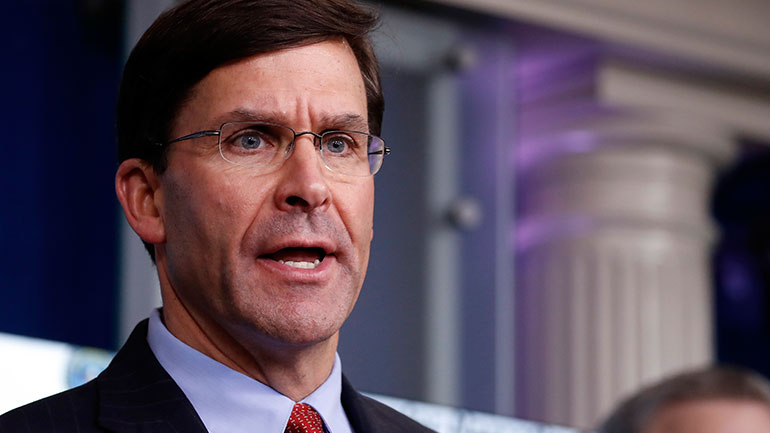 Ο υπουργός Άμυνας των ΗΠΑ αποδοκιμάζει τον Ντόναλντ Τραμπ