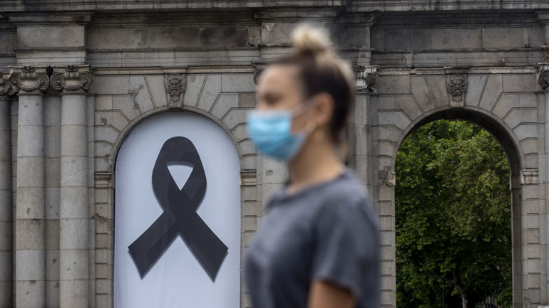 Η Ισπανία θα ανοίξει τα χερσαία σύνορά της με την Πορτογαλία και τη Γαλλία στις 22 Ιουνίου