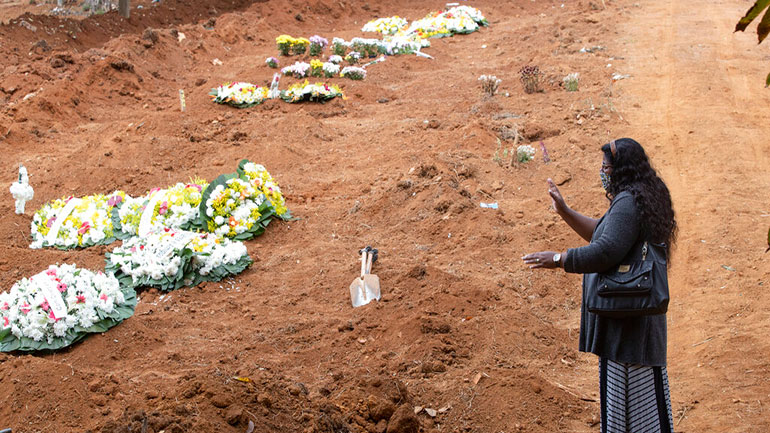 Βραζιλία: Η χώρα κατατάσσεται πλέον τρίτη στον κόσμο ως προς τον αριθμό των θυμάτων της πανδημίας