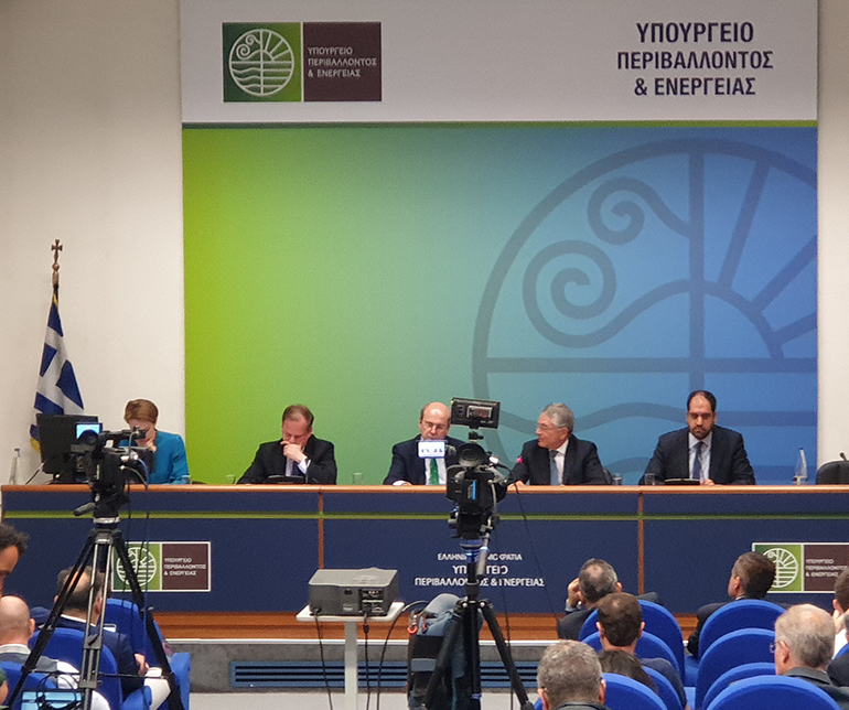 Τα Υπουργεία Περιβάλλοντος και Μεταφορών είναι τα εμπλεκόμενα στο εθνικό σχέδιο ηλεκτροκίνησης