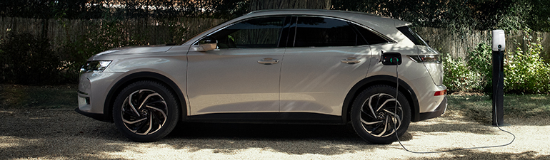 Ο οικιακός φορτιστής θα επιδοτείται με 500 ευρώ