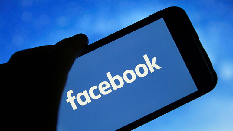 Facebook: Πώς να μεταφέρετε εύκολα όλες τις φωτογραφίες σας