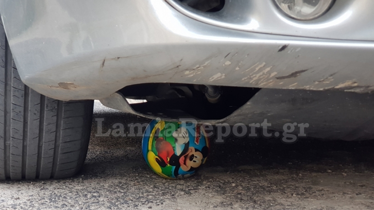 Λαμία: 85χρονη παρέσυρε με το αυτοκίνητό της αγοράκι 5 ετών