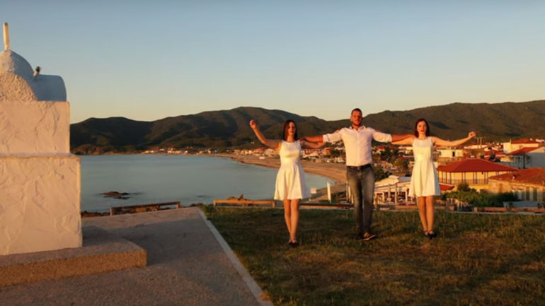 Το εντυπωσιακό συρτάκι που προβάλει τις ομορφιές της Σάρτης