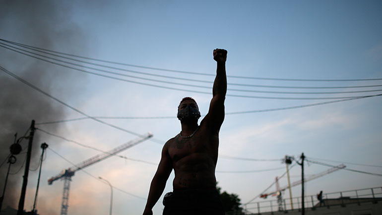 «Ο πόνος σου είναι ο πόνος μου» – Συνεχίζονται οι αντιραστιστικές διαδηλώσεις παγκοσμίως